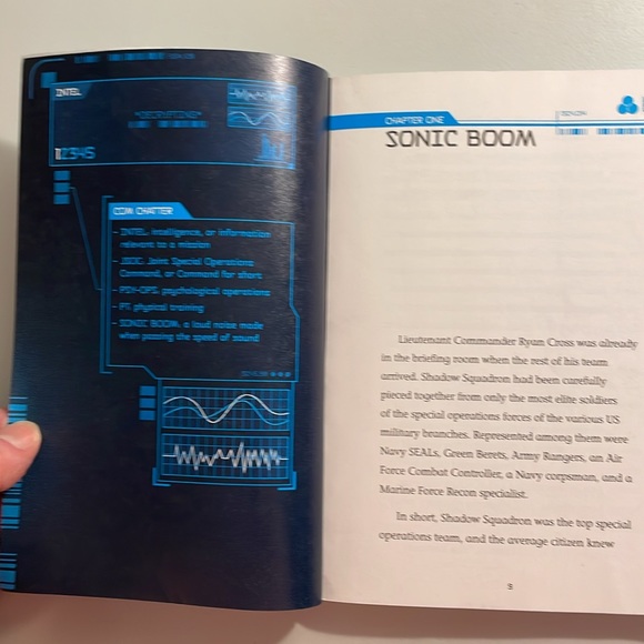 📚2/$6  White Needle #5 & Phantom Sun #6 in the Shadow Squadron Series - Picture 12 of 14